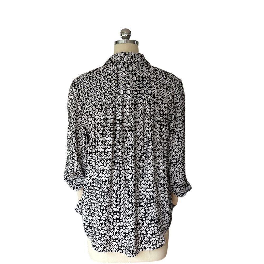 H&M Women's M Black & White Geometric Print Button-Up Blouse - Picture 10 of 12